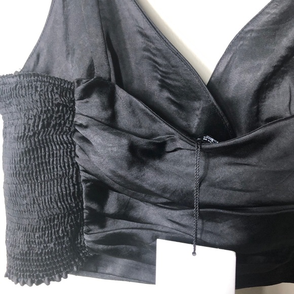 SOLD” SOLD “NWT Black satin crop top, ruched sides. SIZE: SMALL - Picture 5 of 8